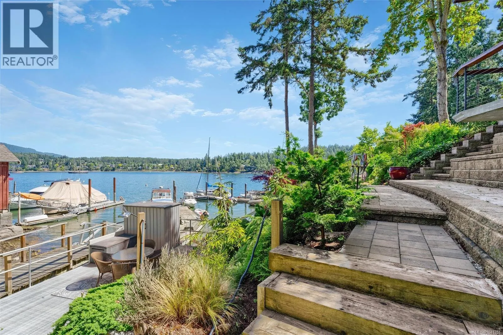 10968 Madrona Dr