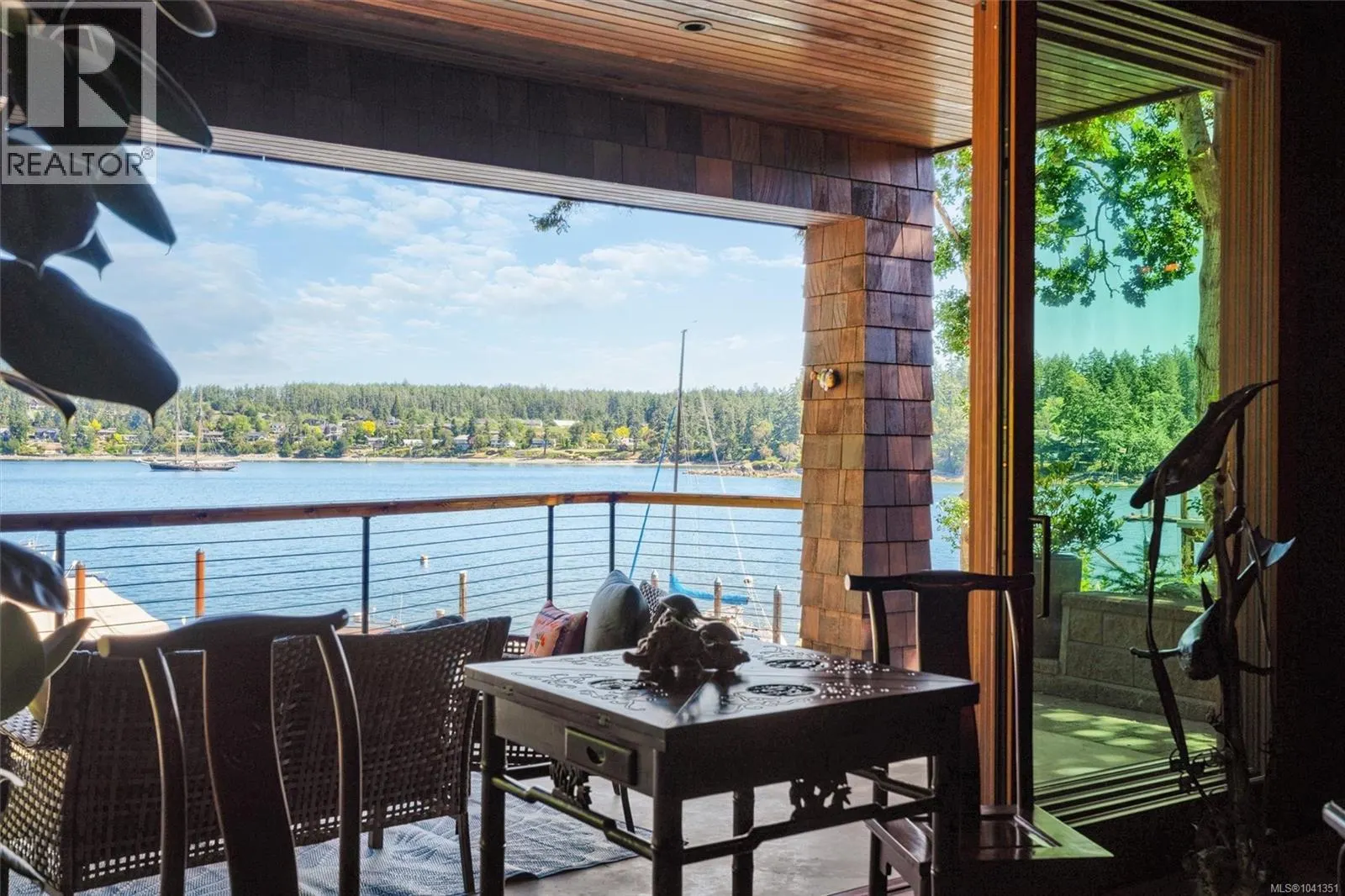 10968 Madrona Dr