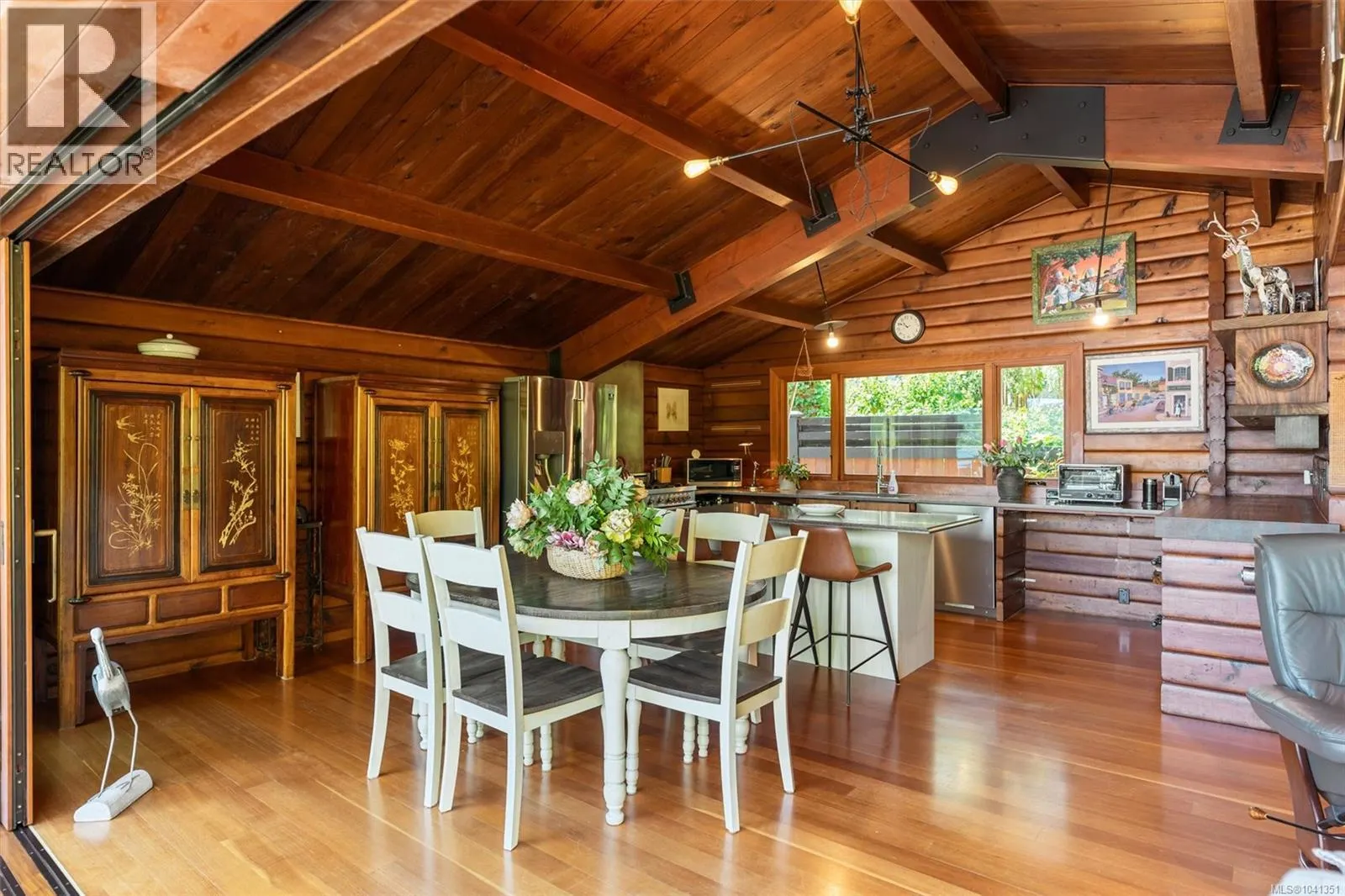 10968 Madrona Dr
