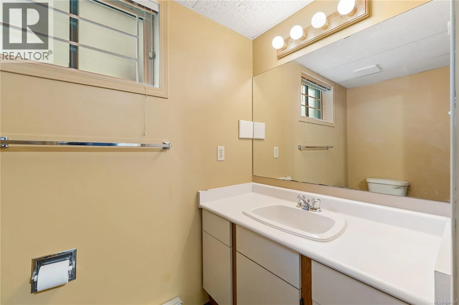 274 Emery Way