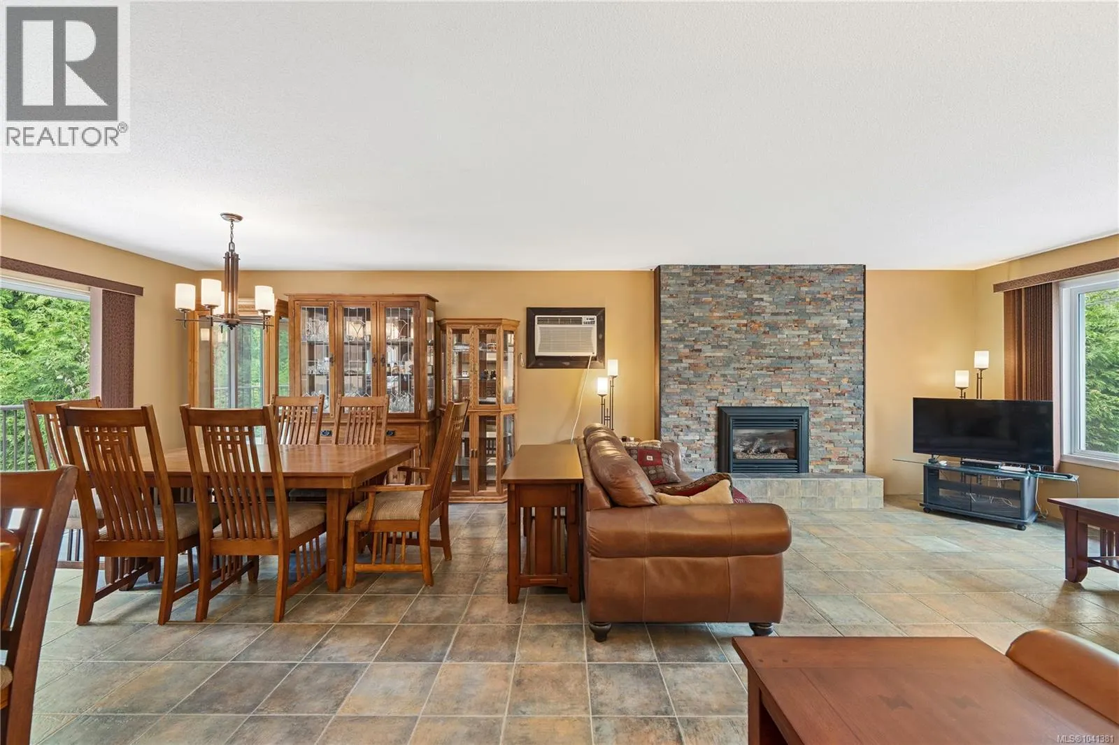 274 Emery Way