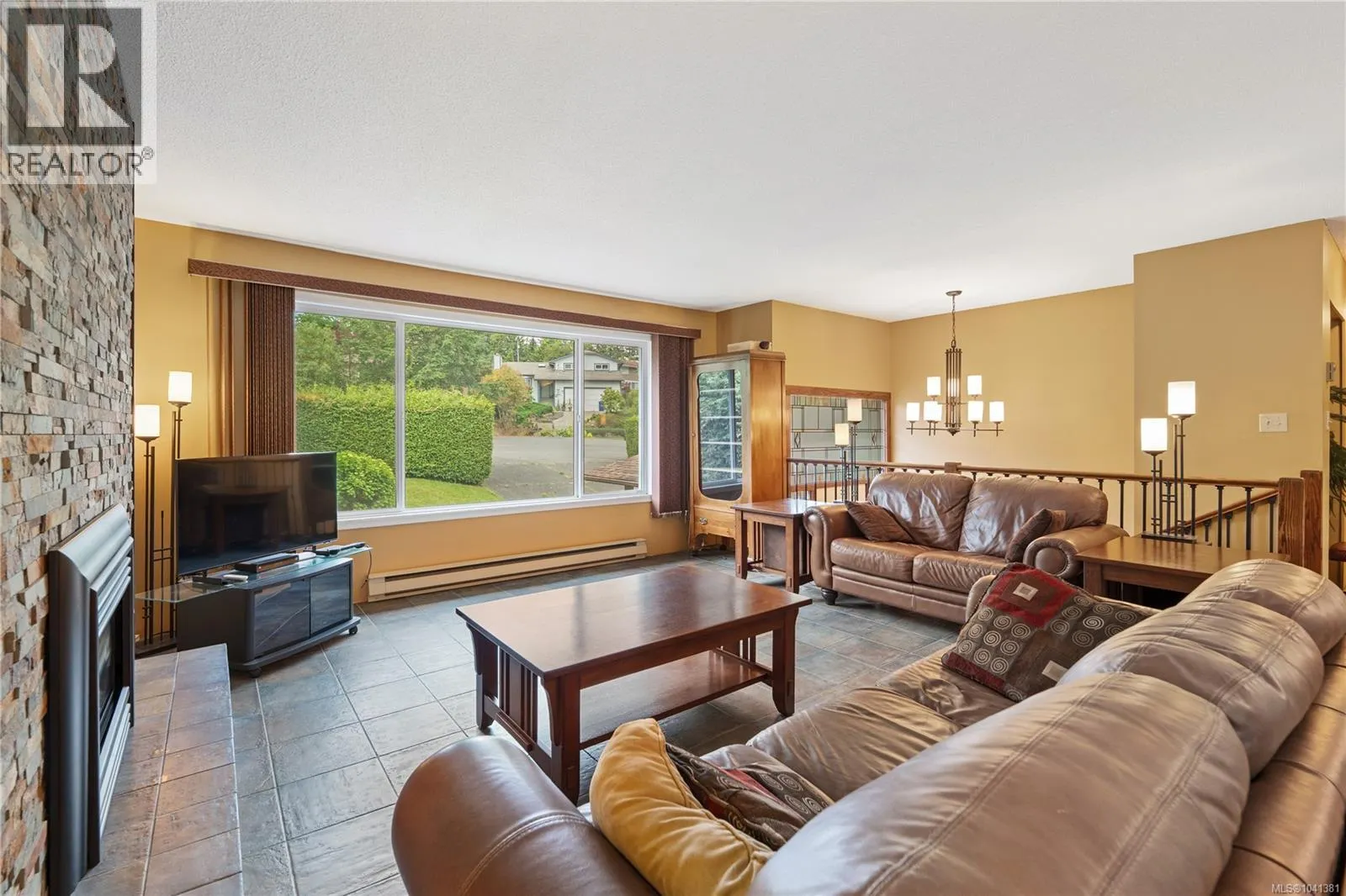 274 Emery Way