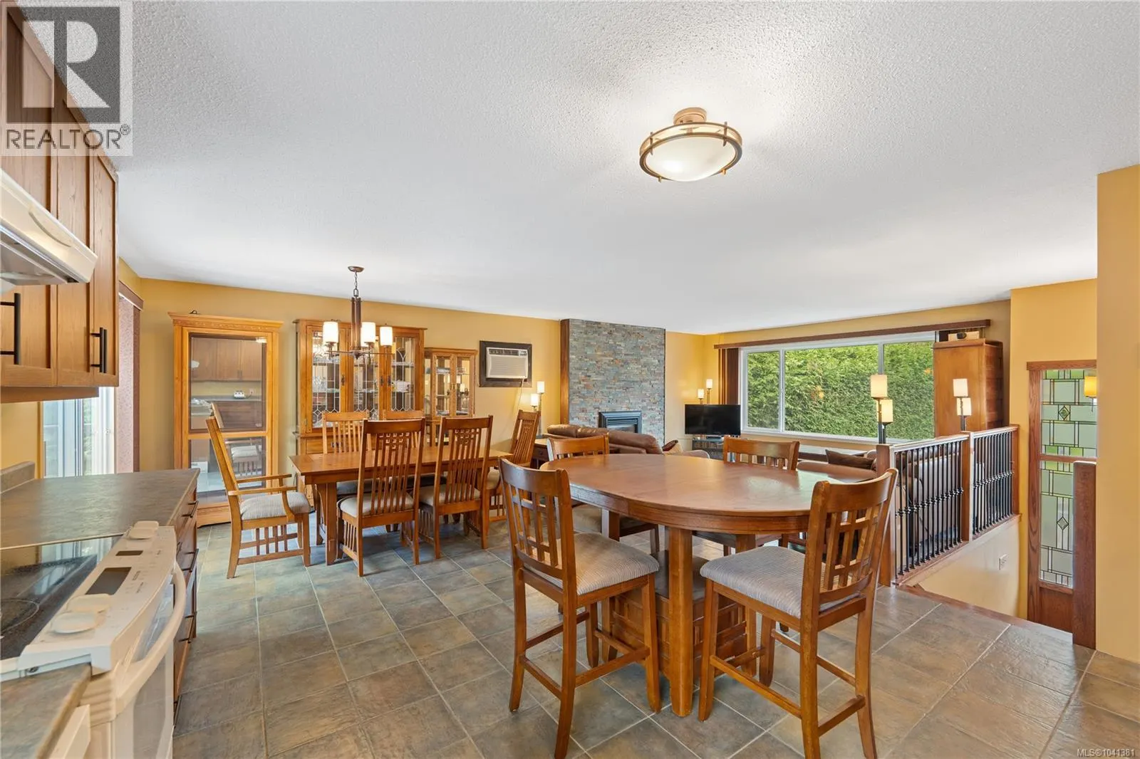 274 Emery Way