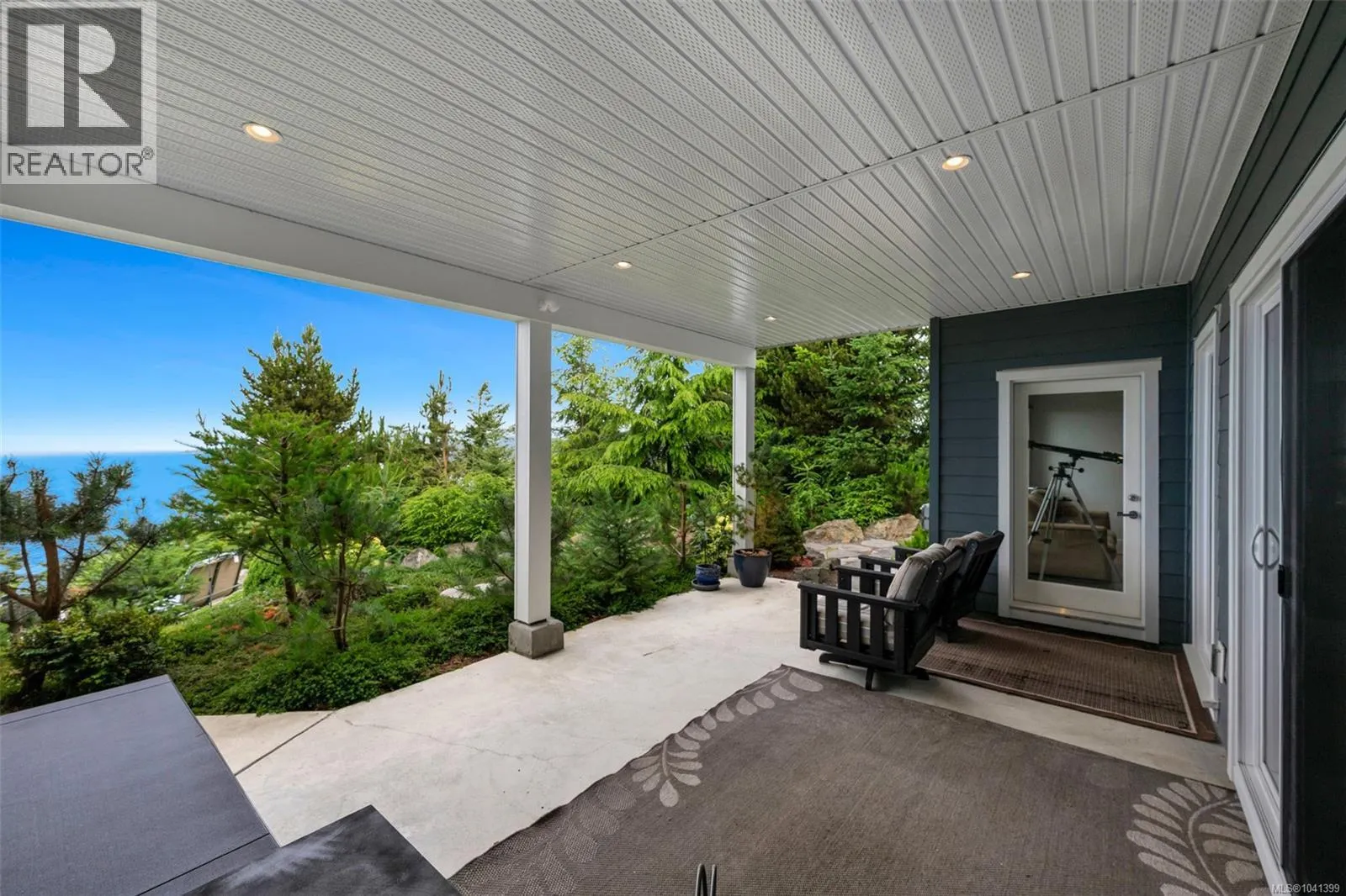 7420 Thornton Hts