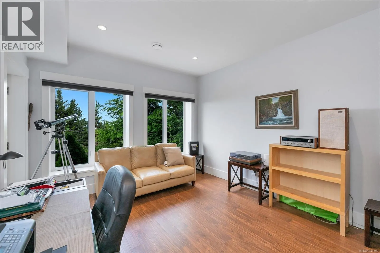 7420 Thornton Hts