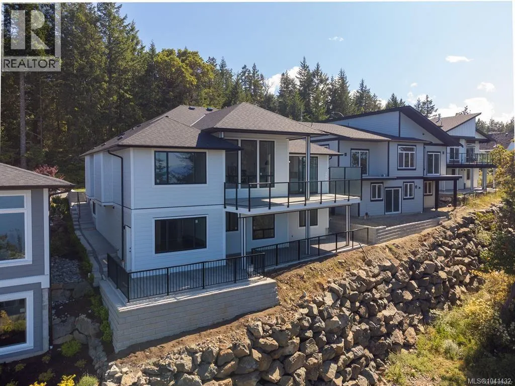 120 Hawk Point Rd