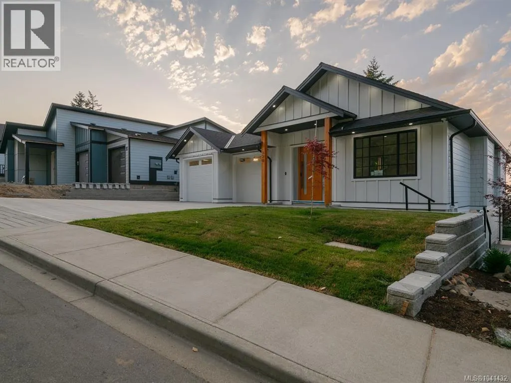 120 Hawk Point Rd