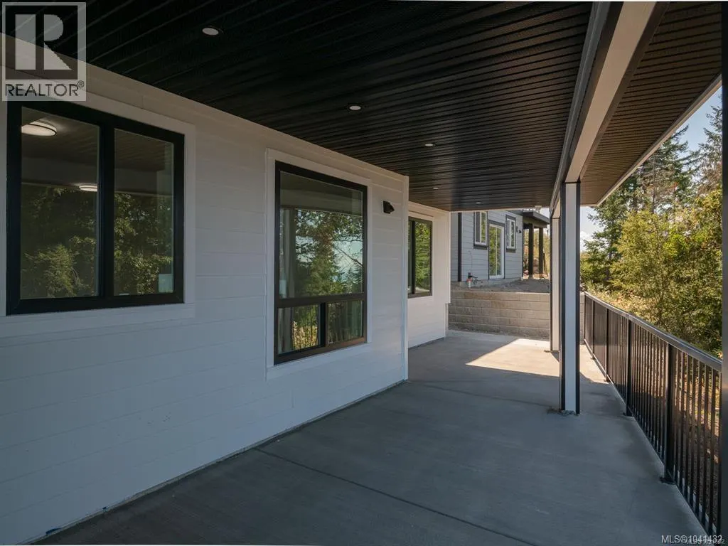 120 Hawk Point Rd