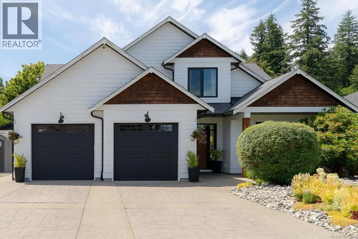 5546 Woodland Cres W