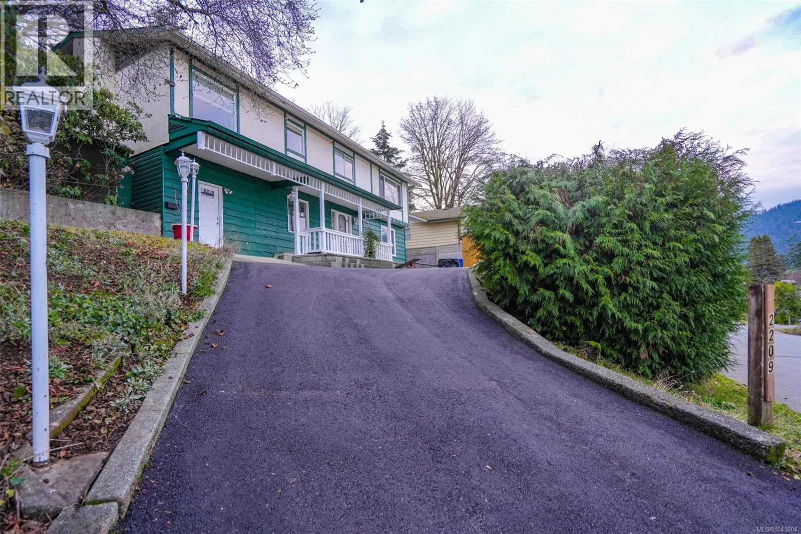 2209 Mallory Dr