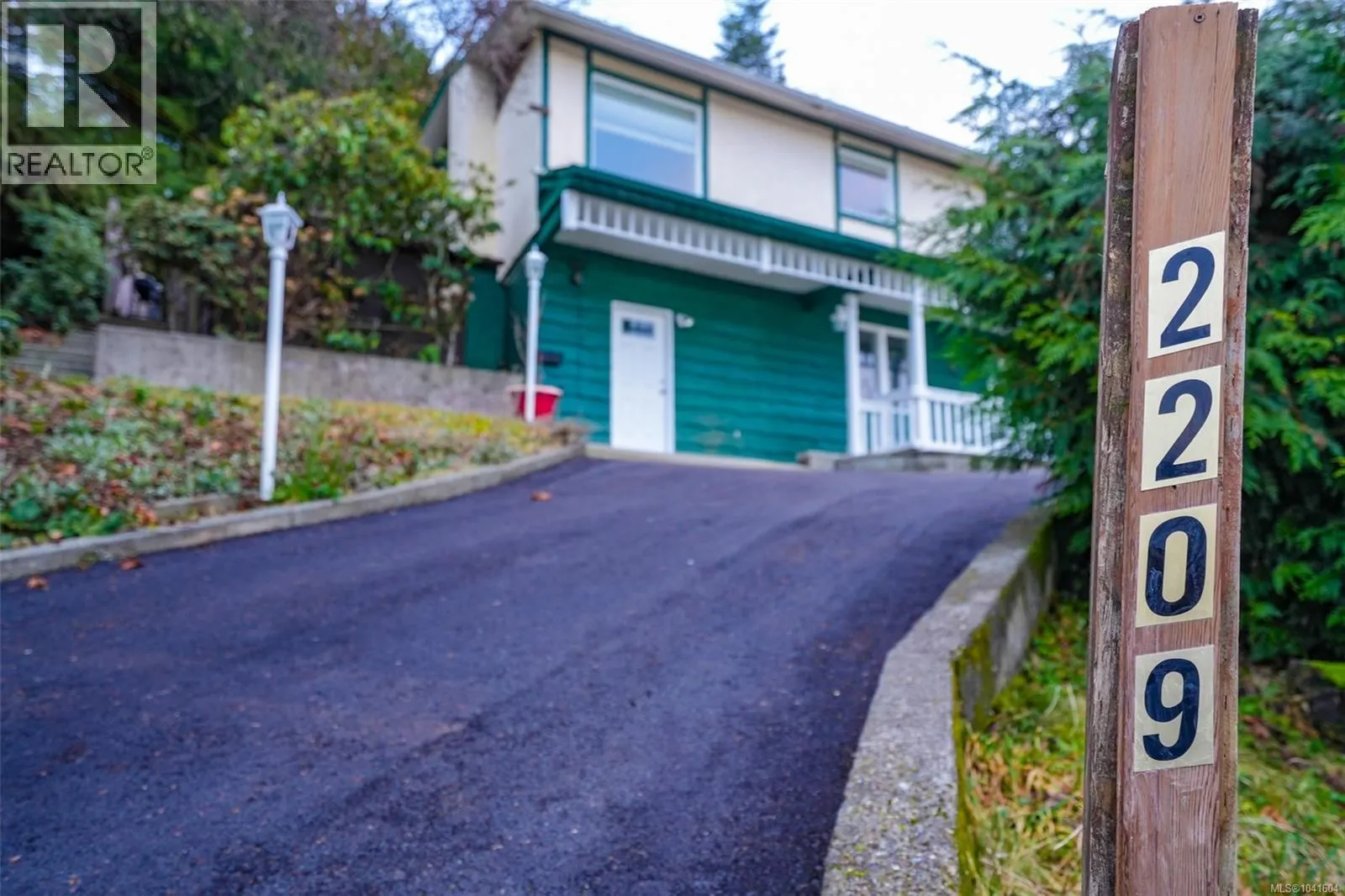2209 Mallory Dr