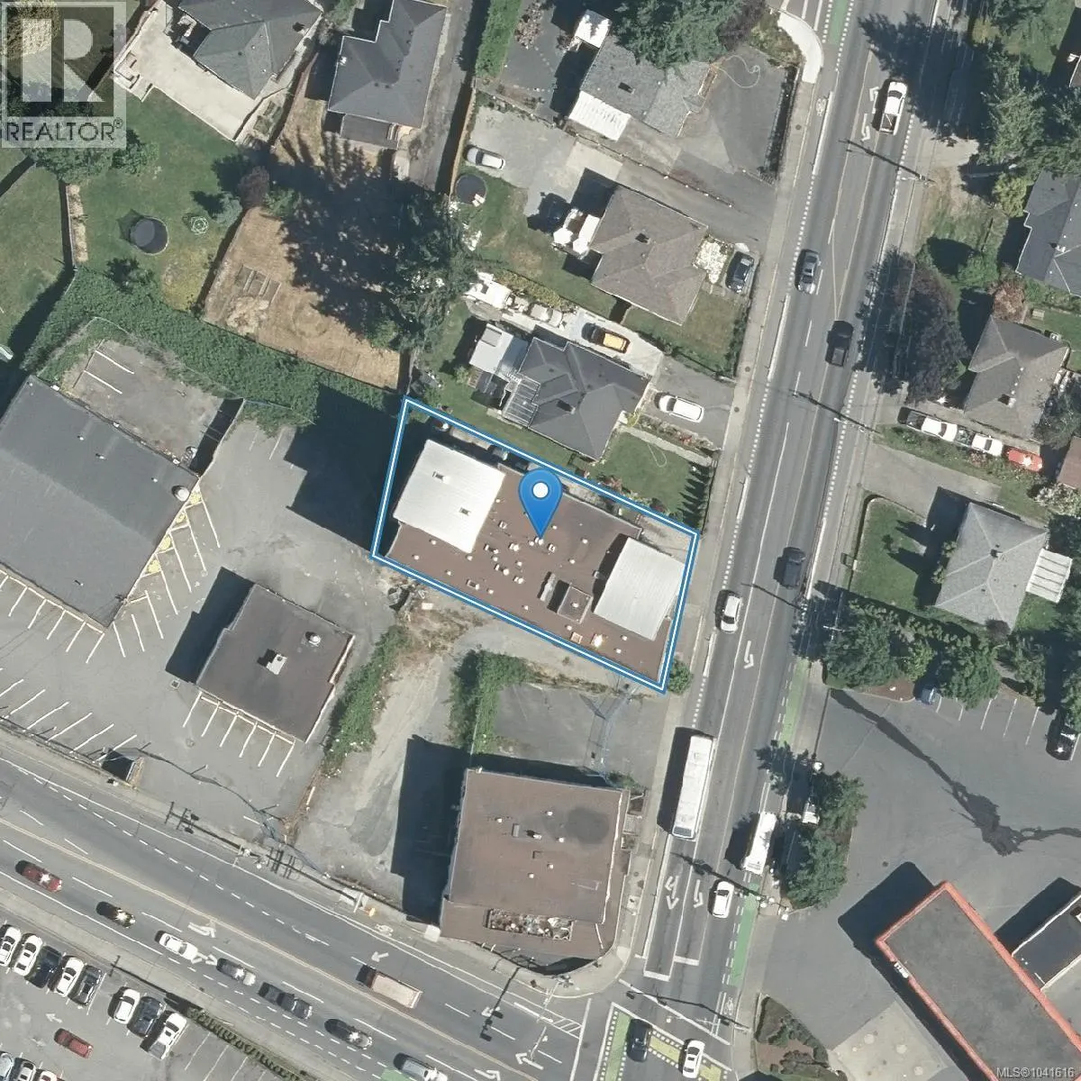 203 1008 Tillicum Rd