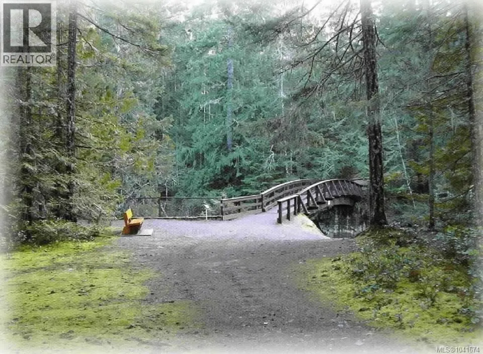 LT 3 Wesley Ridge Pl
