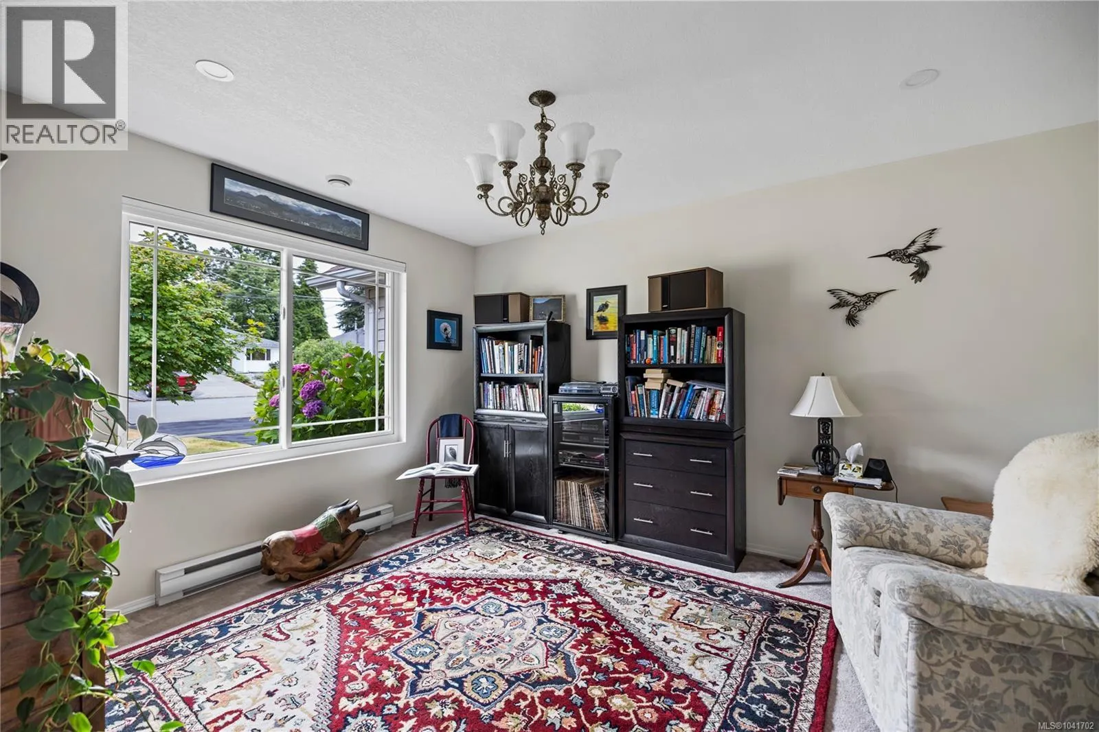 879 Aberdeen Dr