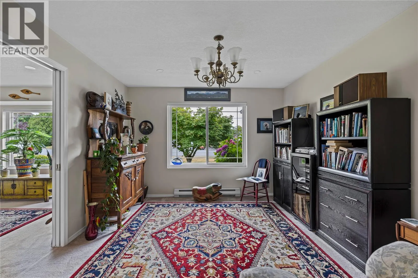 879 Aberdeen Dr