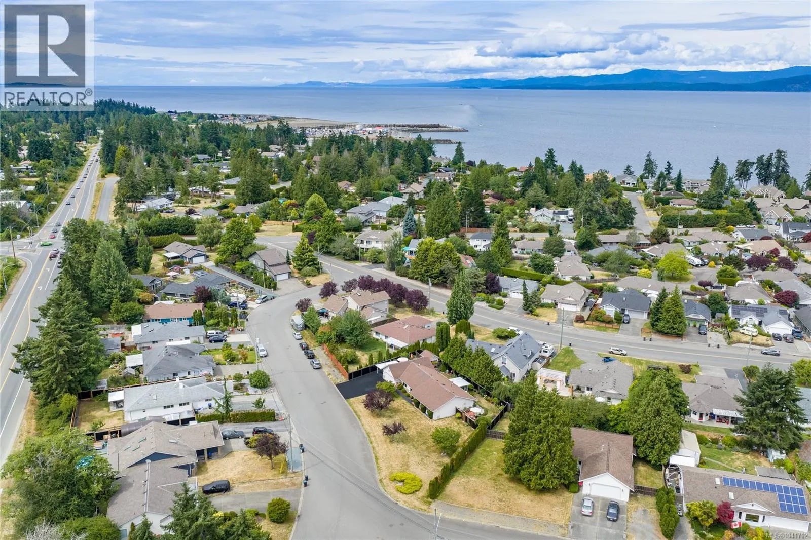879 Aberdeen Dr