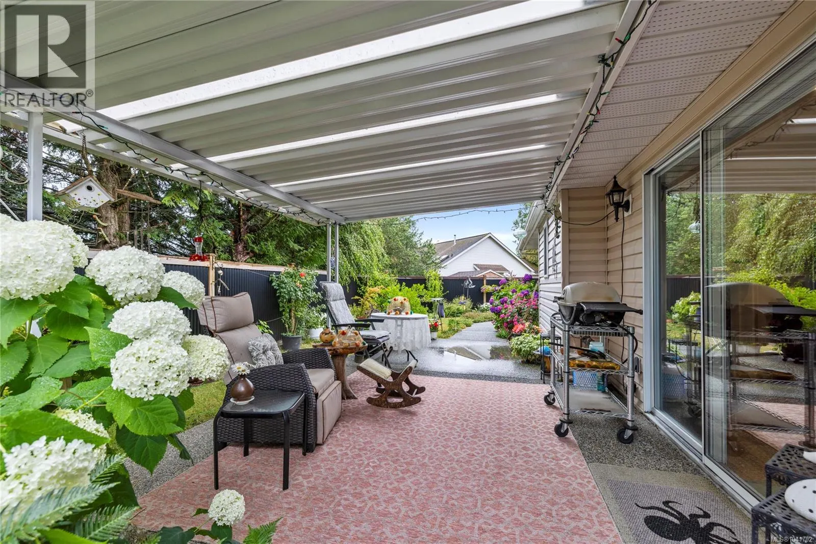 879 Aberdeen Dr