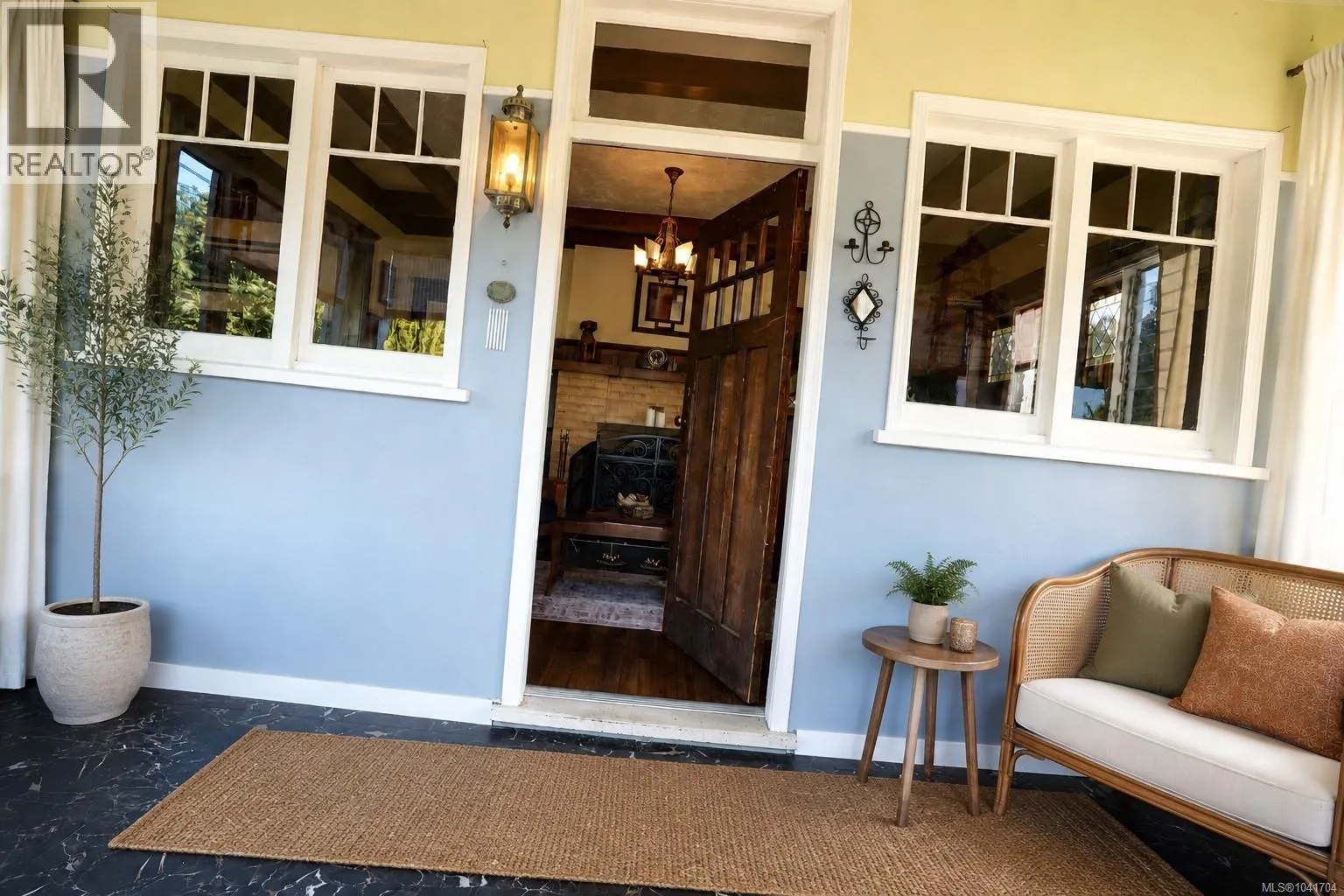 1295 Santa Rosa Ave