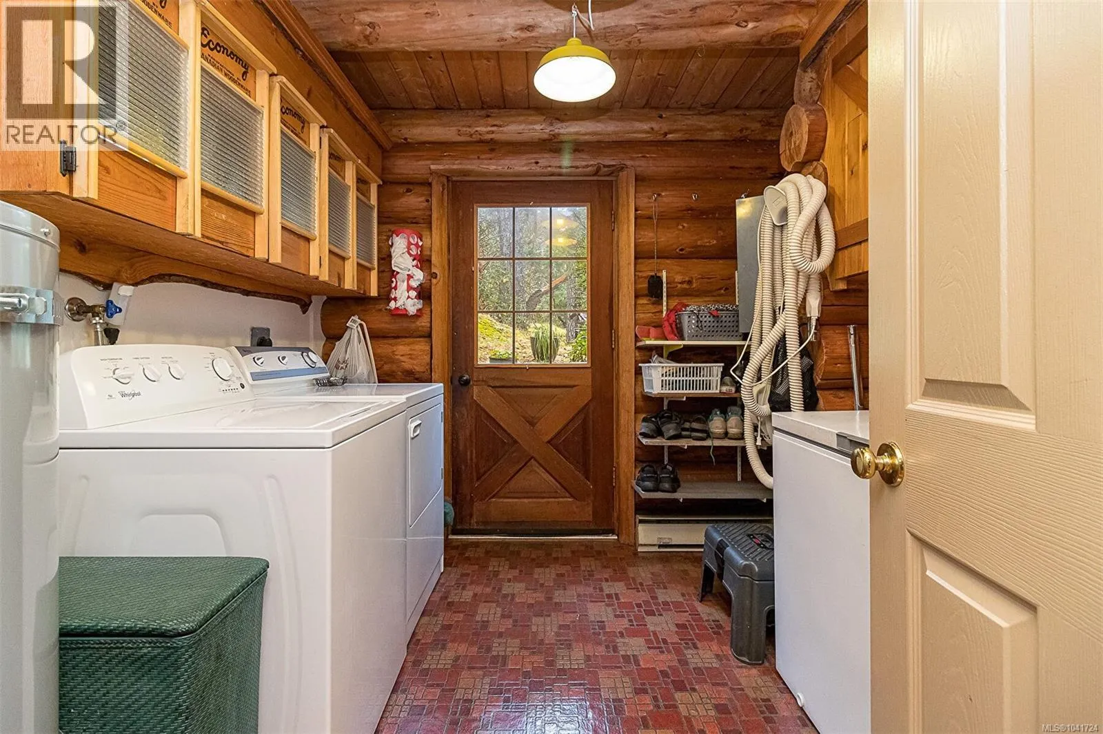 266 Moss Hill Pl