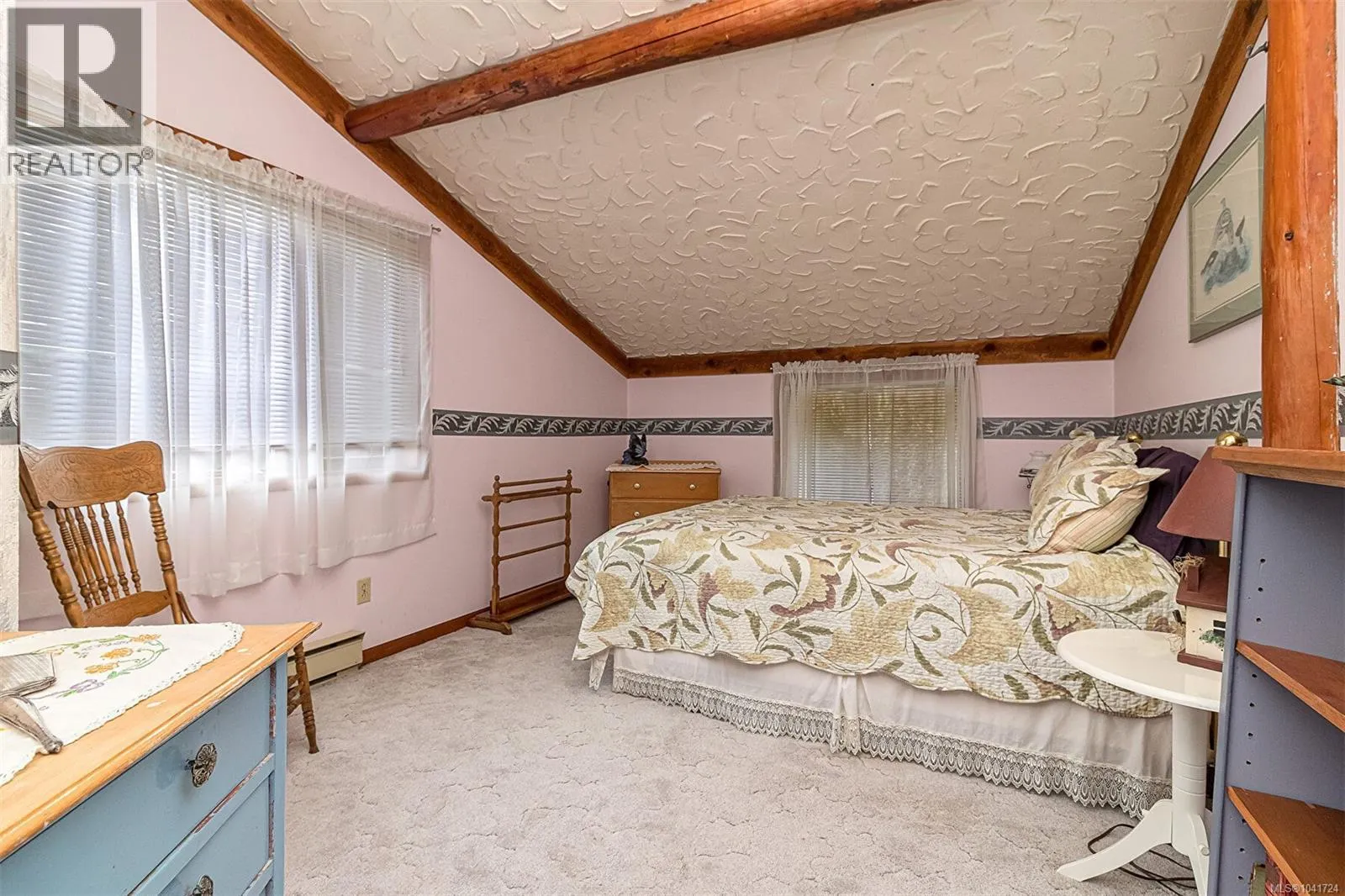 266 Moss Hill Pl