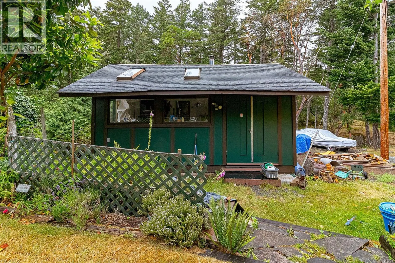 266 Moss Hill Pl
