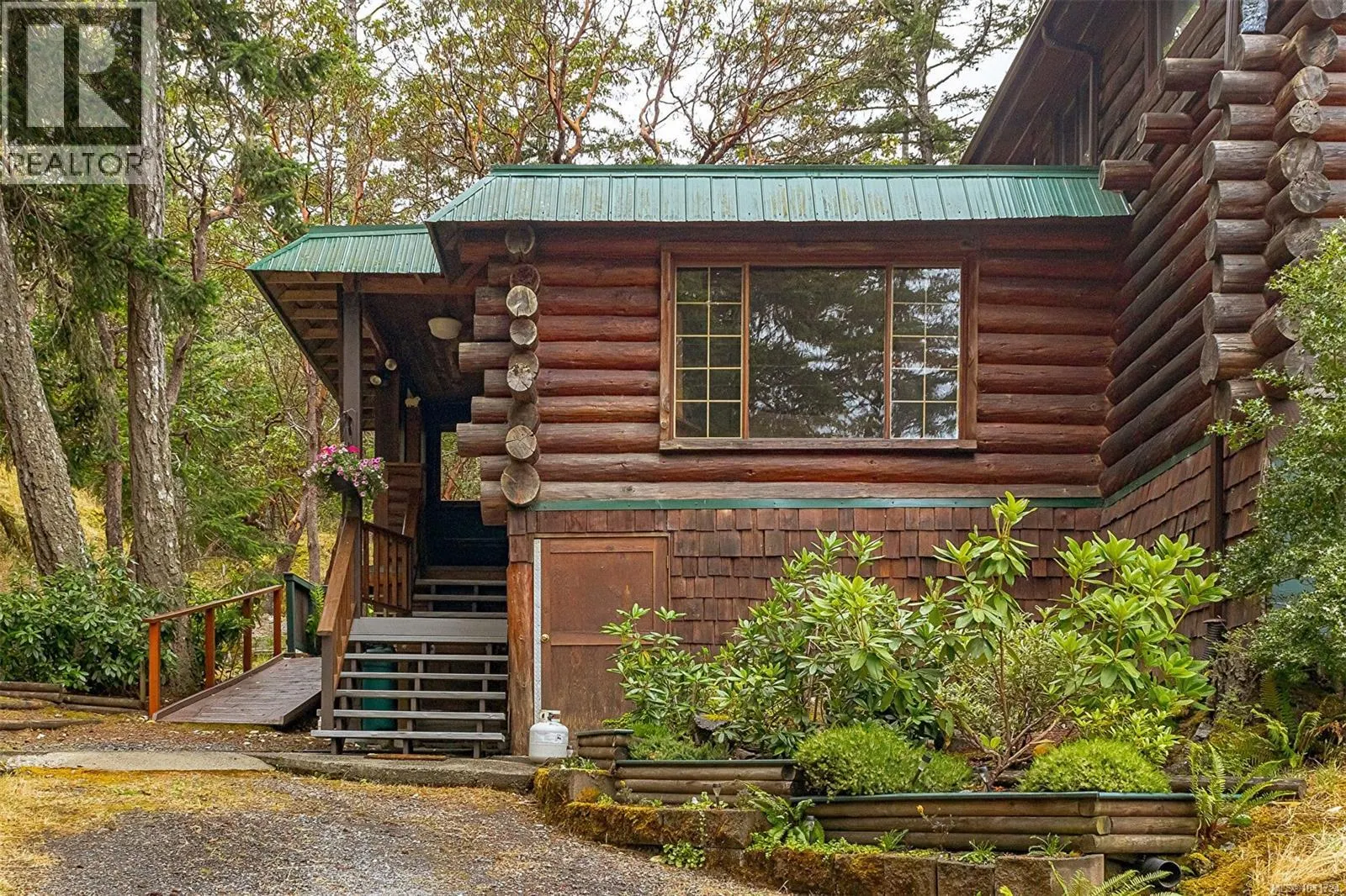 266 Moss Hill Pl