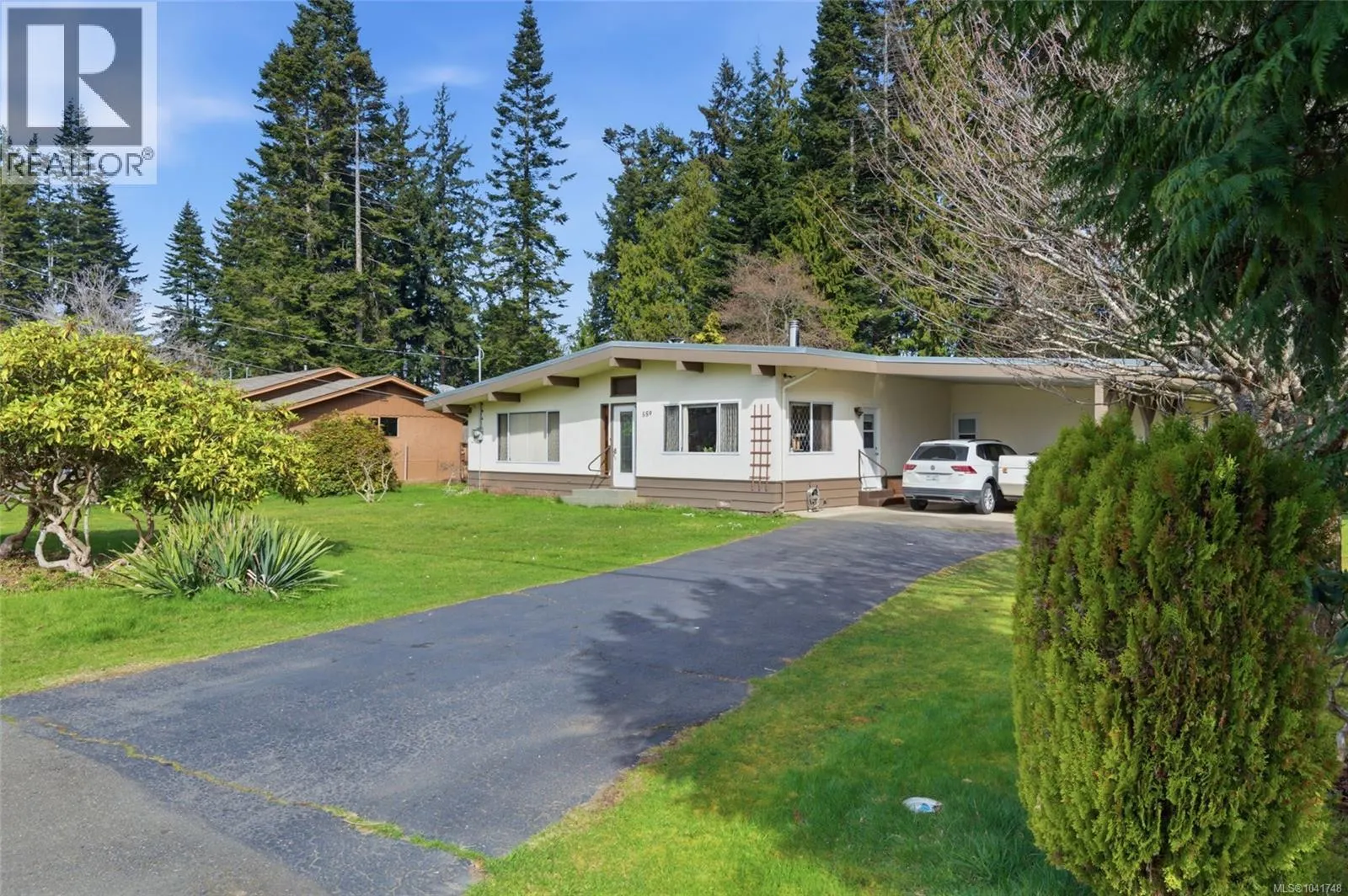559 Johnstone Rd