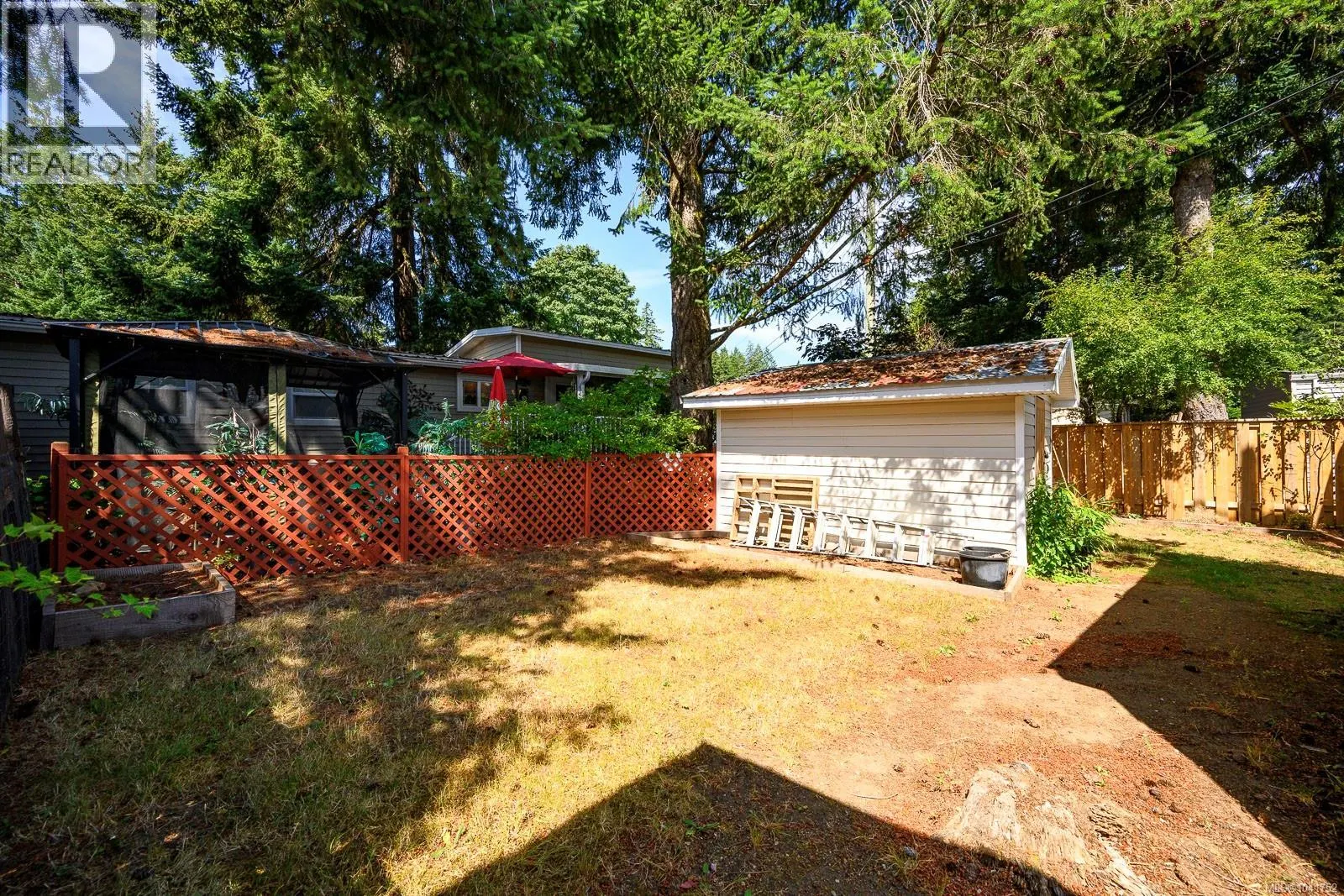 43 1901 Ryan Rd E