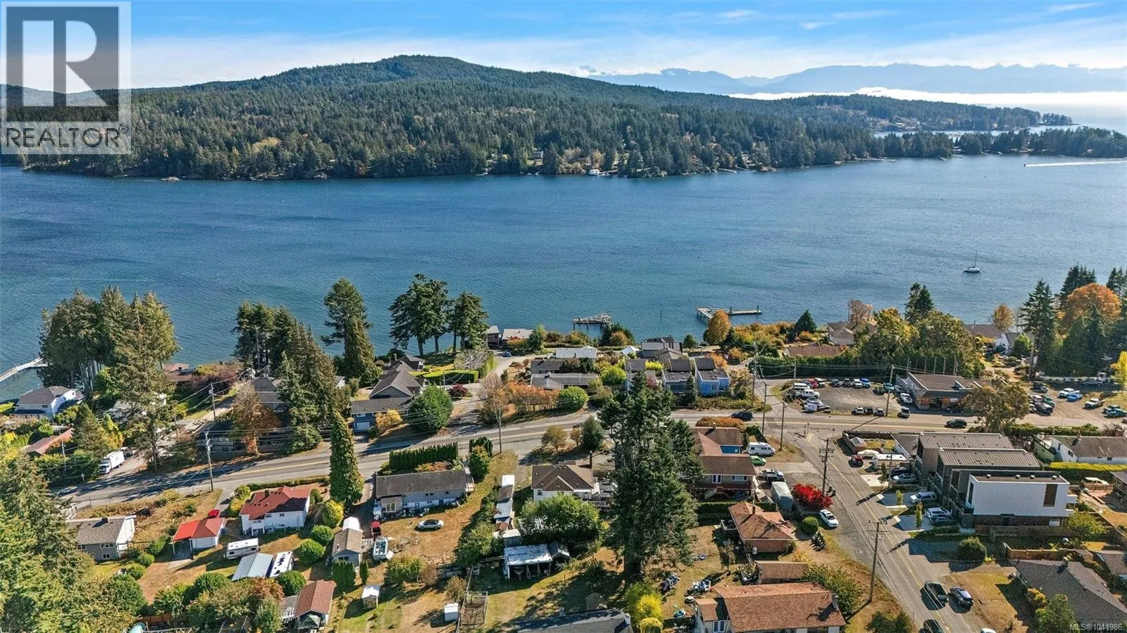 6484 Sooke Rd