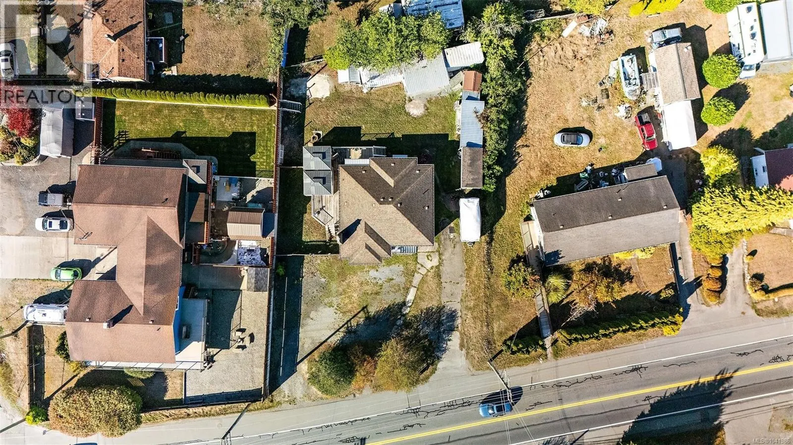 6484 Sooke Rd