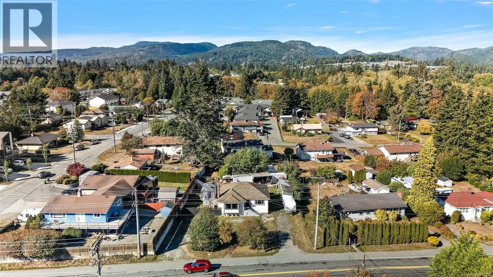 6484 Sooke Rd