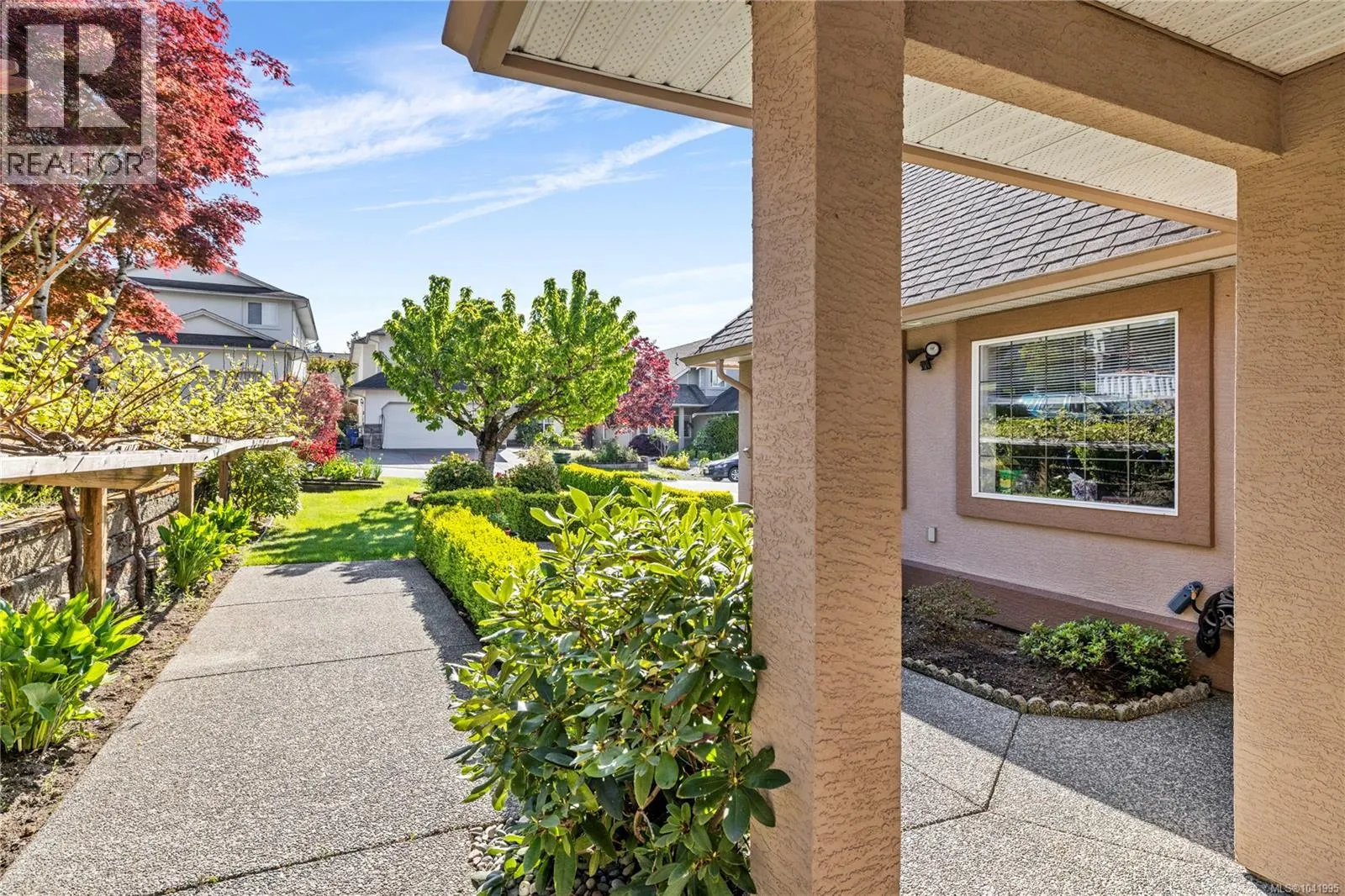 5857 Quarry Cres