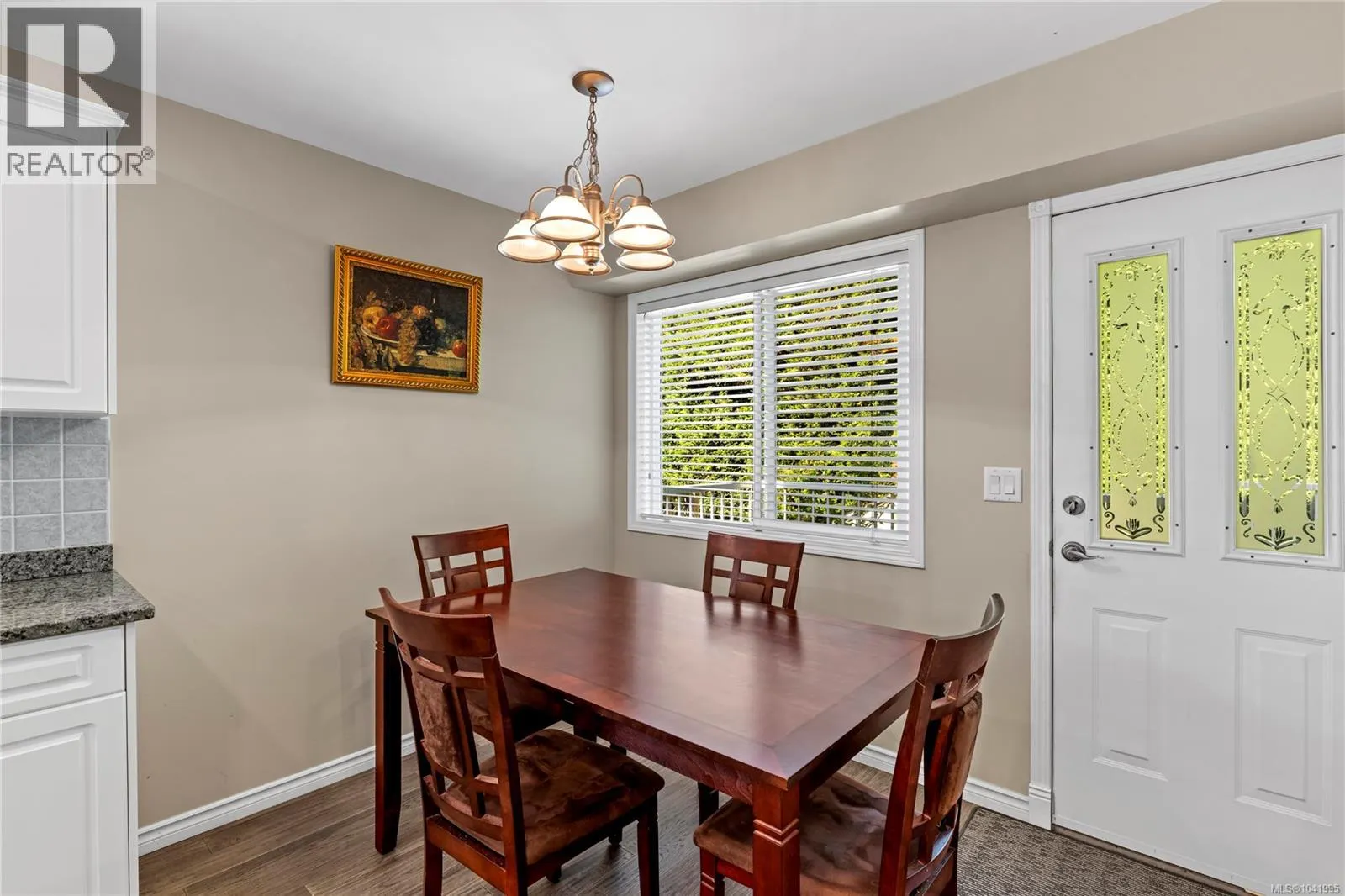 5857 Quarry Cres
