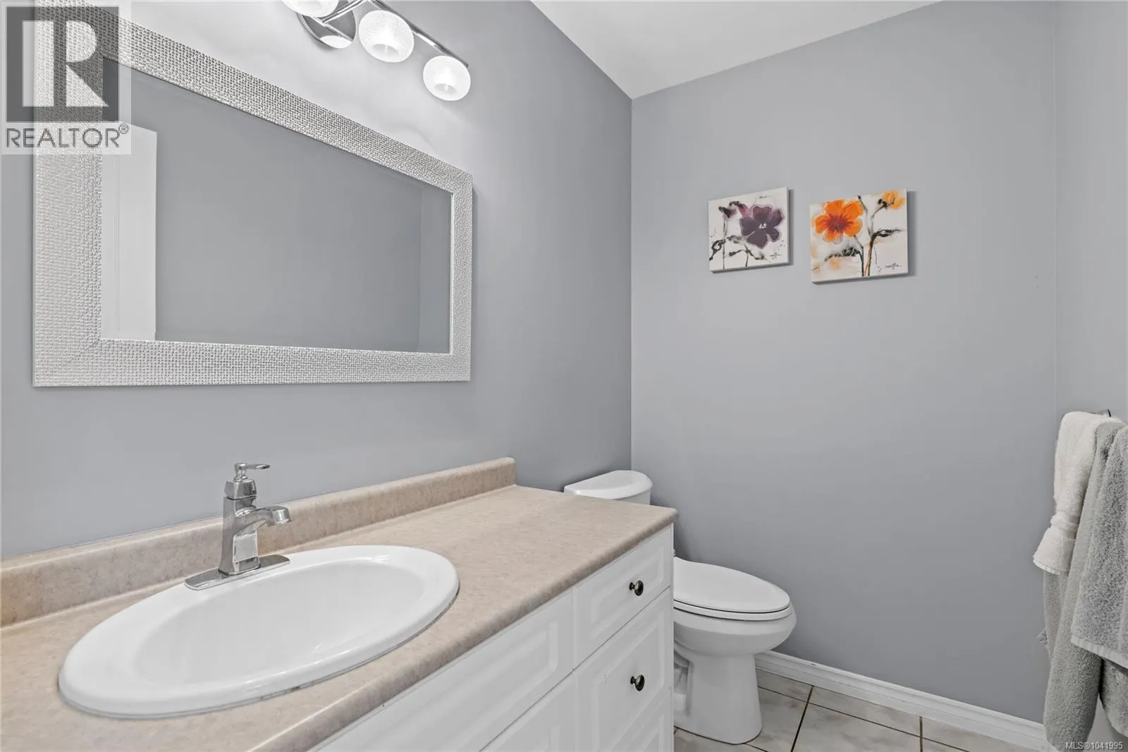 5857 Quarry Cres