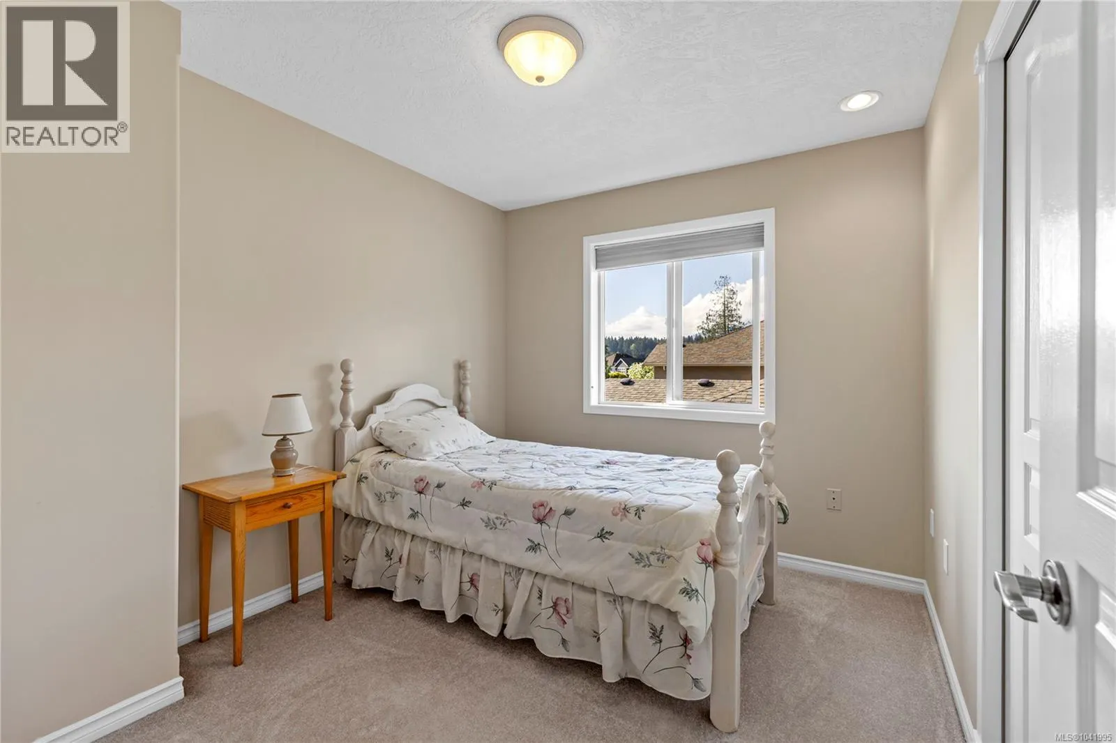 5857 Quarry Cres