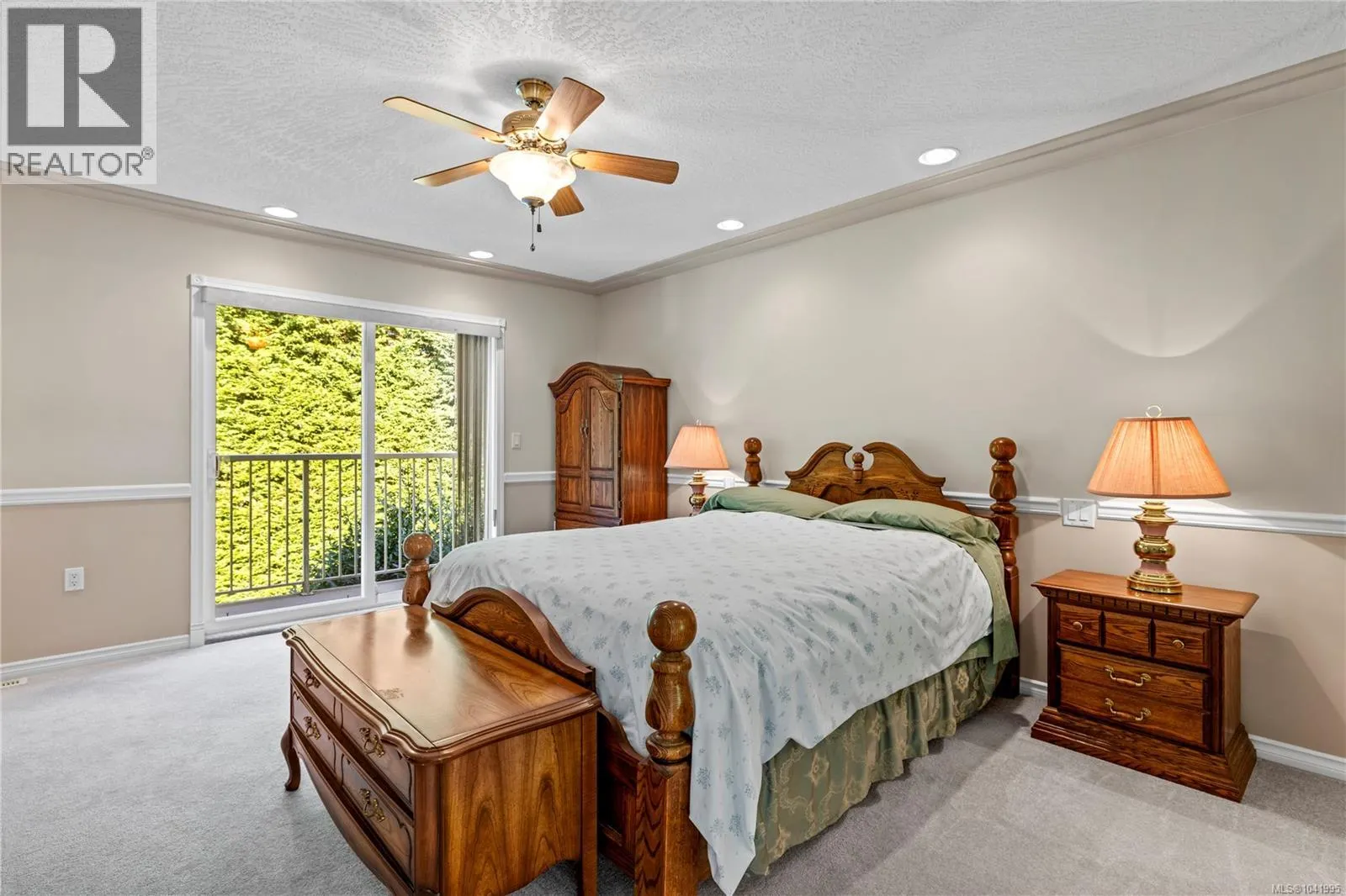 5857 Quarry Cres