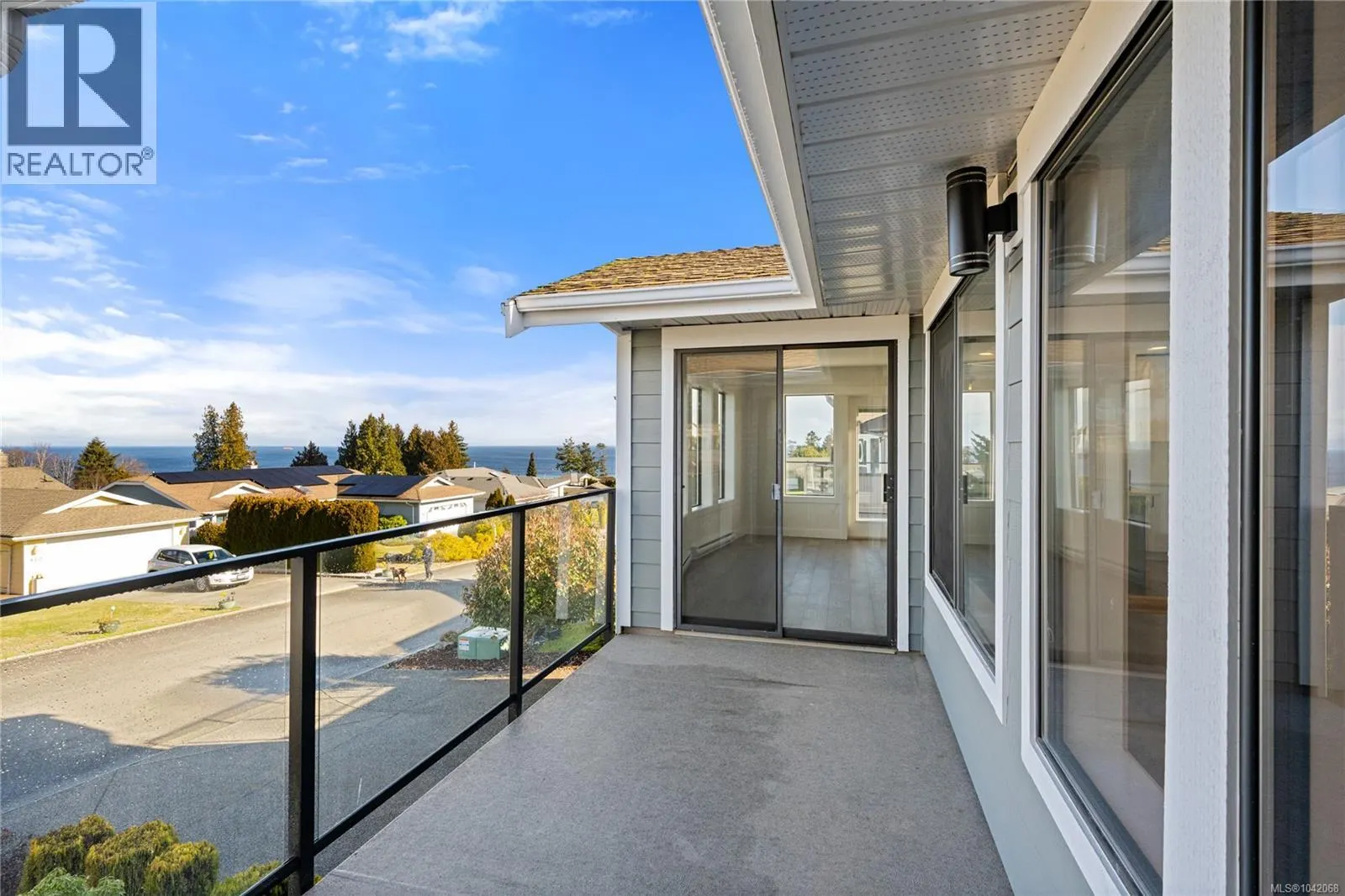 819 Athena Pl