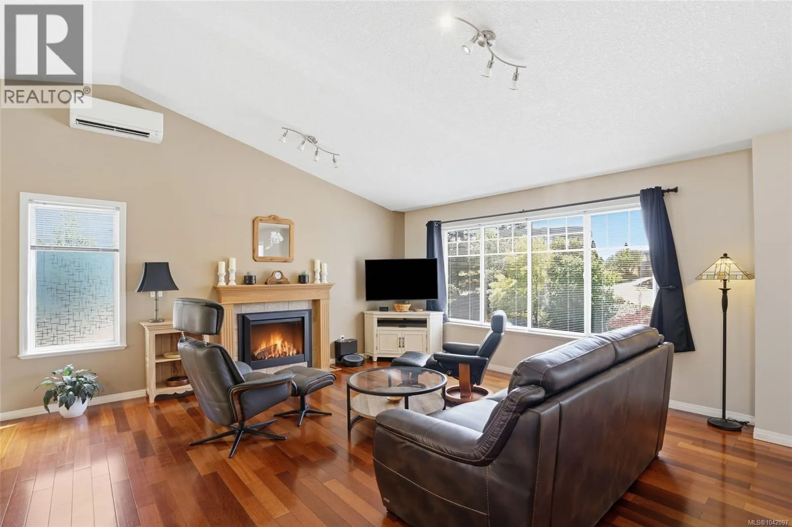 339 Nottingham Dr