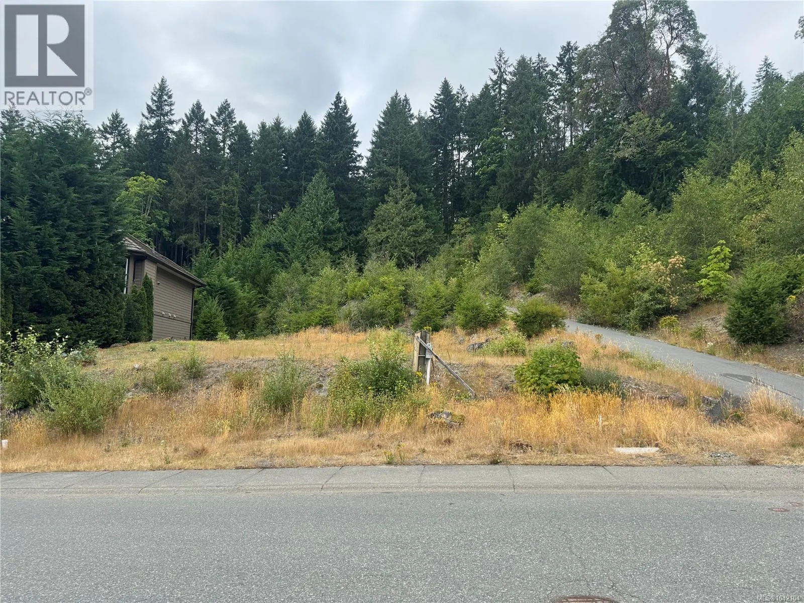 446 Thetis Dr