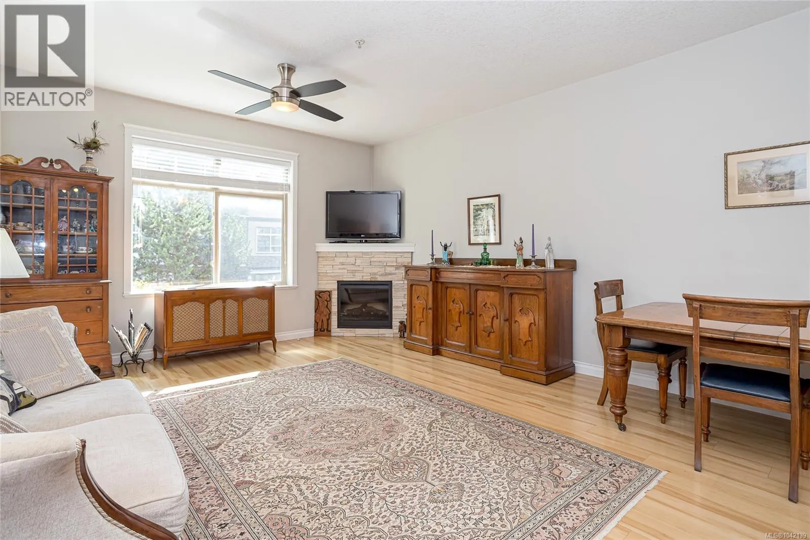 207 2117 Meredith Rd