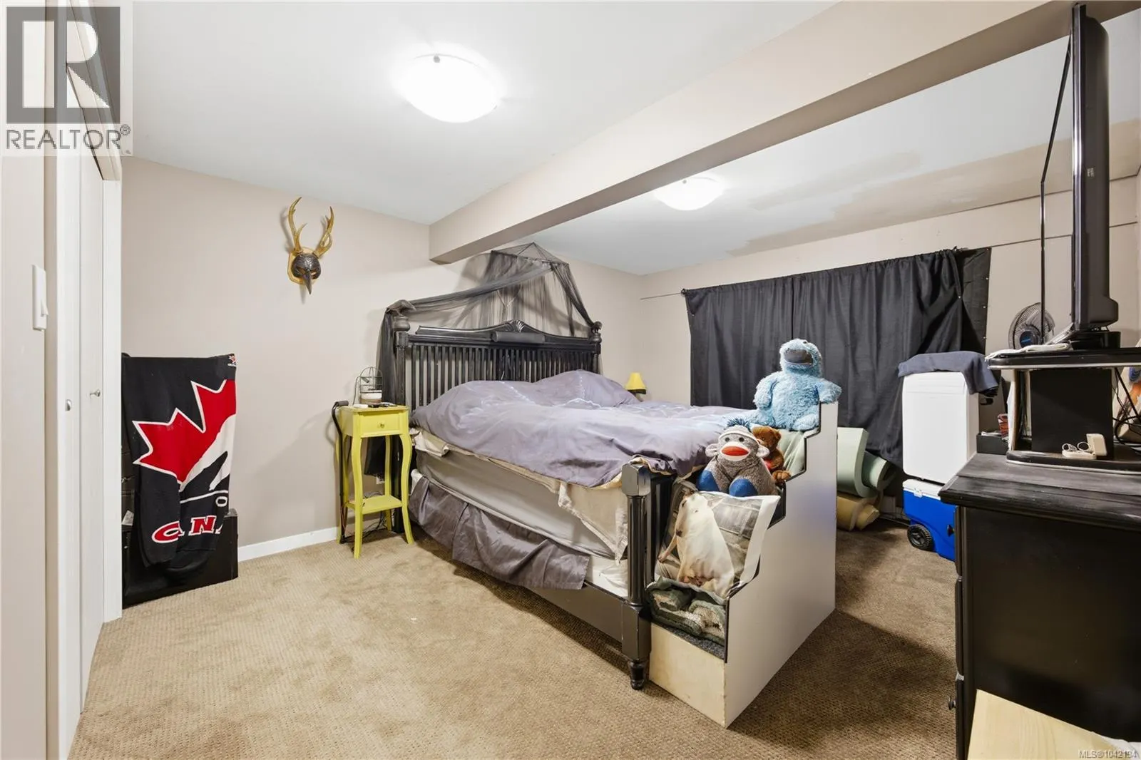 420 Strang Dr