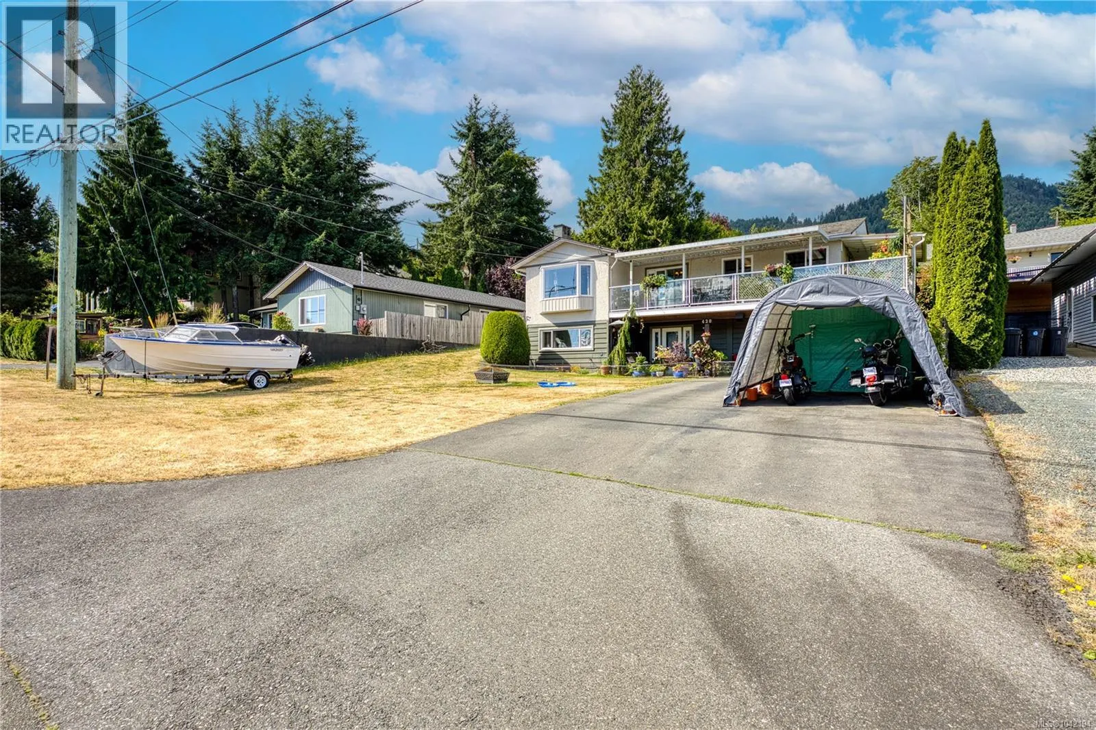 420 Strang Dr