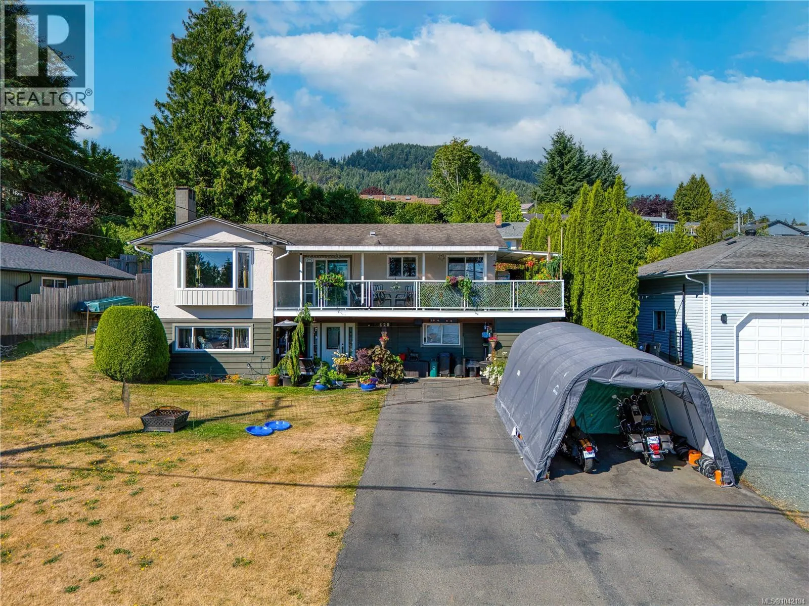 420 Strang Dr