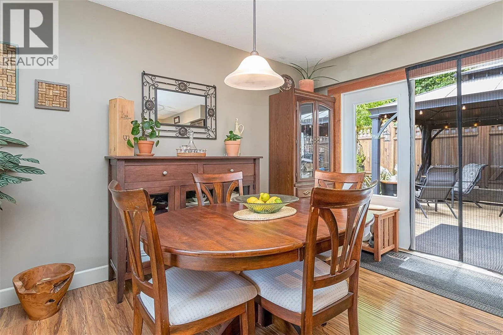 328 Tyrrell Rd
