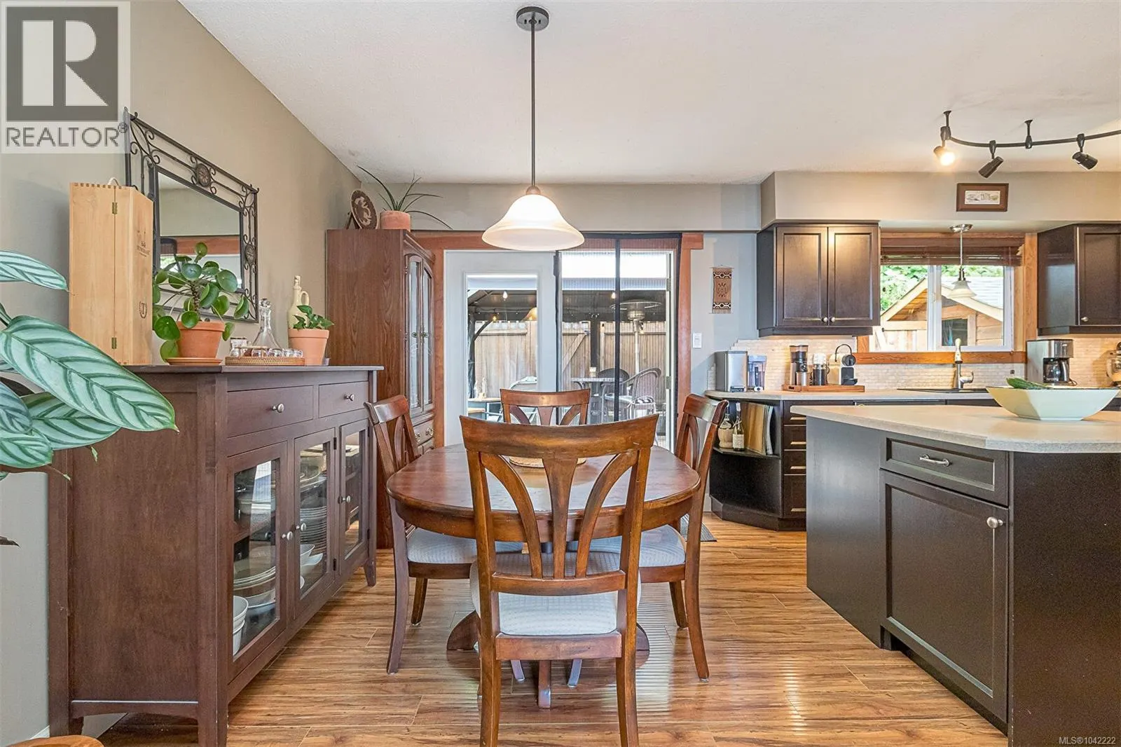328 Tyrrell Rd
