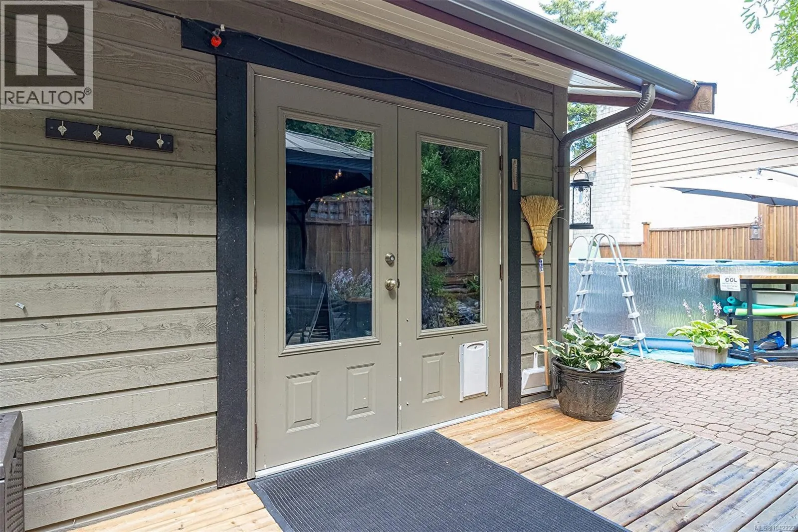 328 Tyrrell Rd