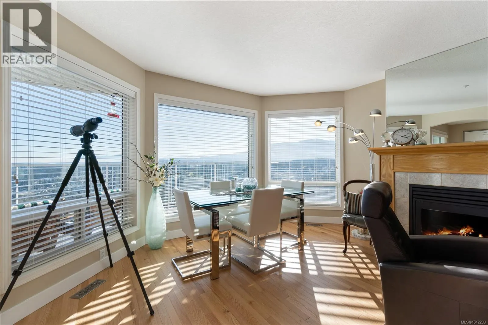 3263 Stoney Ridge