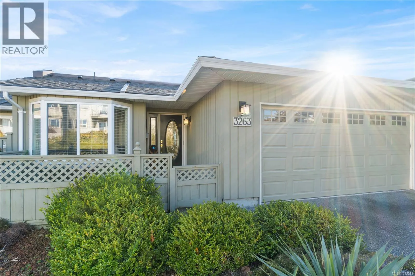 3263 Stoney Ridge
