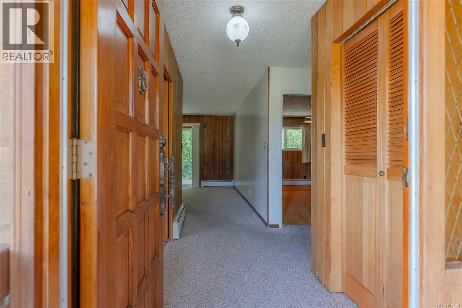 5526 Grandview Rd