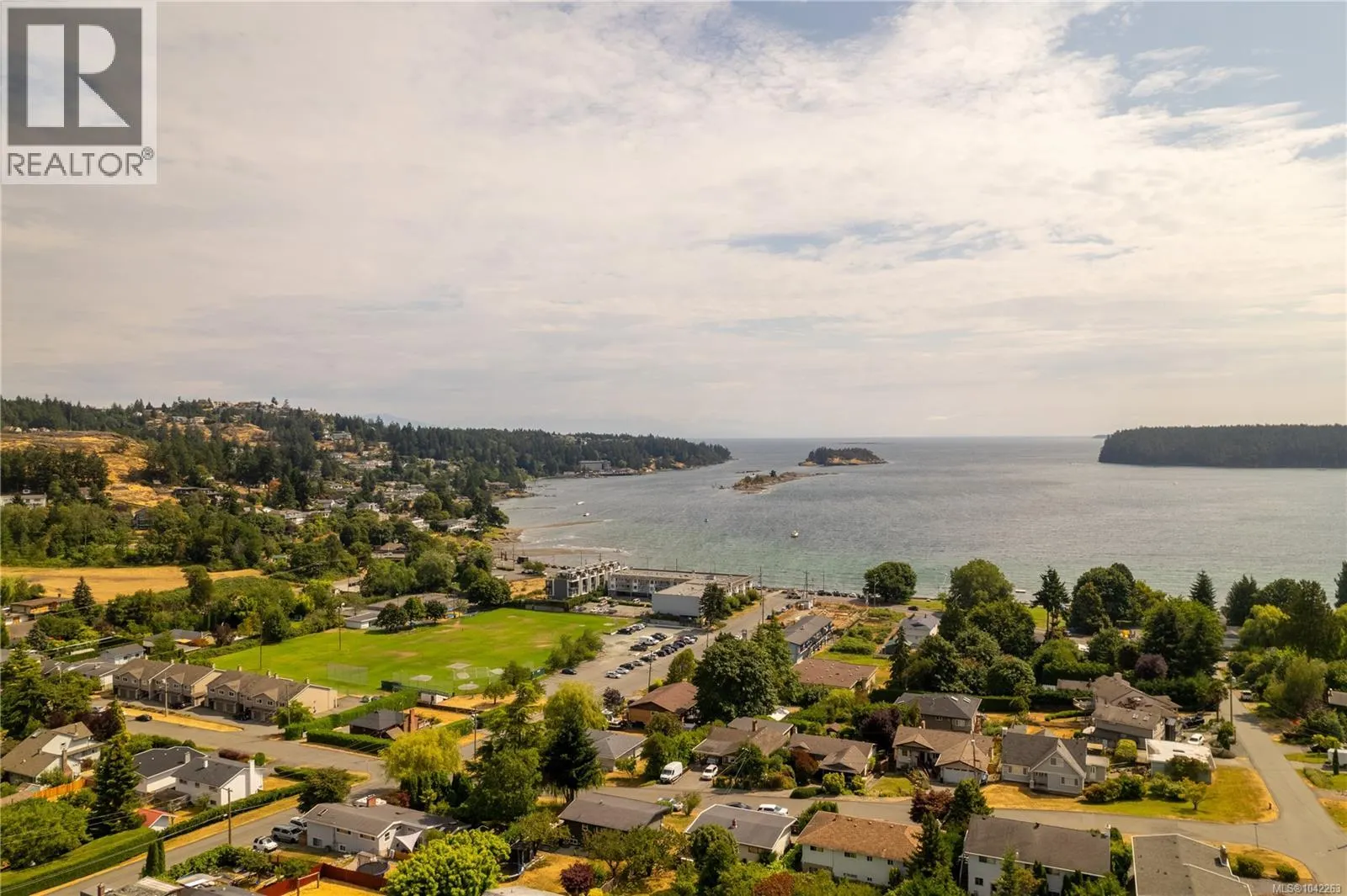 101 2835 Departure Bay Rd